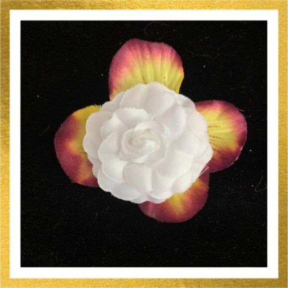 3/$20 Handmade FLOWER Floral HAIR CLIP Barrette - Picture 1 of 1